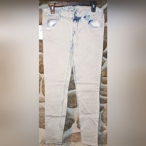 Cycle women's 32x31 faded blue denim jeans